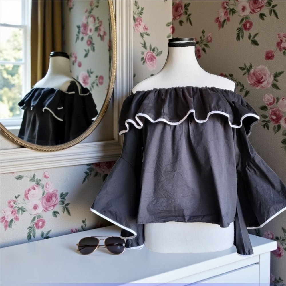 Zara Ruffle Off-Shoulder Top - Black/white, Size L
